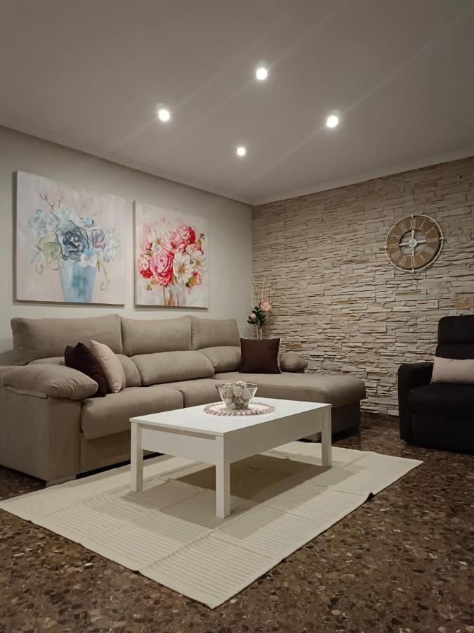 Acogedora Y Confortable Casa Familiar En L'Ollería Exterior foto